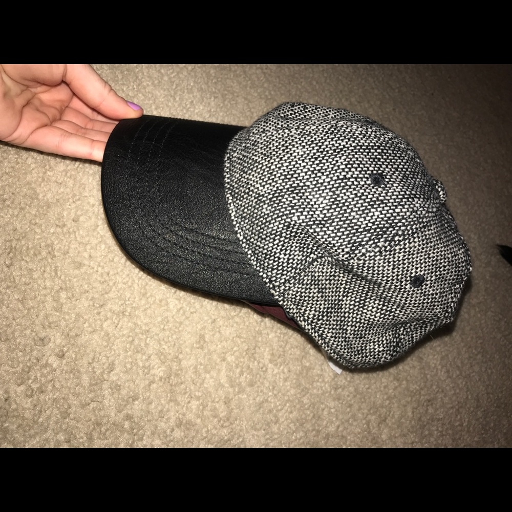 GIRLS BASEBALL FASHION CAP!